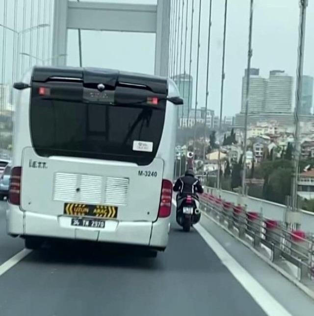 15 Temmuz Şehitler Köprüsü'nde İETT otobüsü, motosikletliye siper oldu