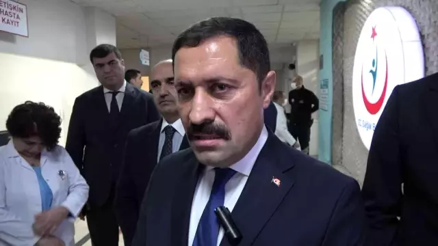 Amasya Valisi Mustafa Masatlı'dan 3 kişinin can verdiği minibüs kazasıyla ilgili açıklama: Minibüsün süratli olduğu tespit edildi Amasya Valisi Mustafa Masatlı'dan 3 kişinin can verdiği minibüs kazasıyla ilgili açıklama: Minibüsün süratli olduğu tespit edildi