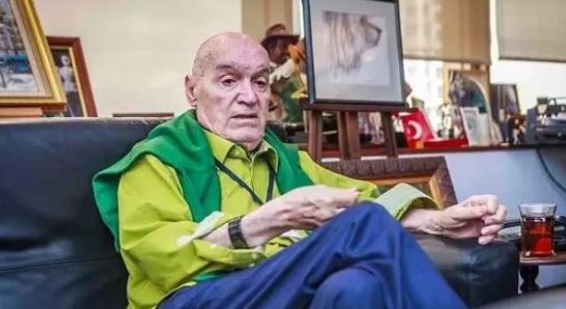 Atatürk için dedikleri çok konuşulmuştu! Hayatını kaybeden Hıncal Uluç'un sözleri yeniden gündem oldu