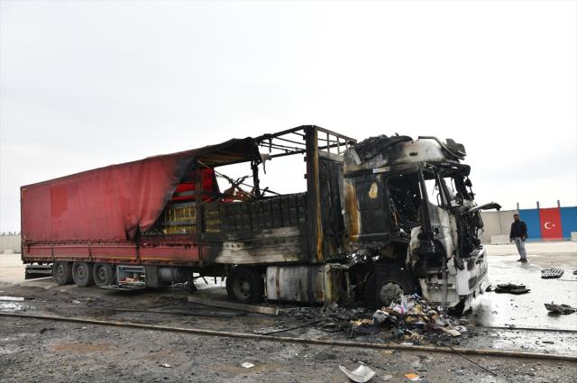 Son Dakika! Gaziantep'in Karkamış ilçesine roketli saldırı: 3 ölü, 6 yaralı var