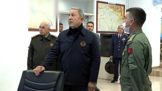 Bakan Akar: Pençe-Kılıç Harekatı'nda 254 terörist etkisiz hale getirildi