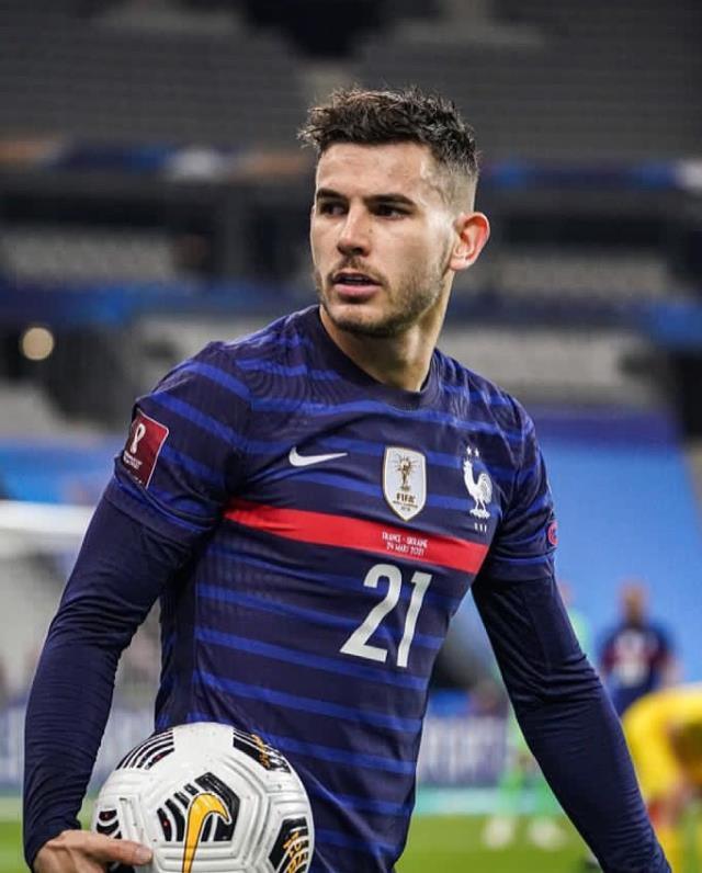 Bu ne büyük şanssızlık! Fransa, Dünya Kupası'nda kara kara sahaya nasıl çıkacağını düşünüyor Bu ne büyük şanssızlık! Fransa, Dünya Kupası'nda kara kara sahaya nasıl çıkacağını düşünüyor