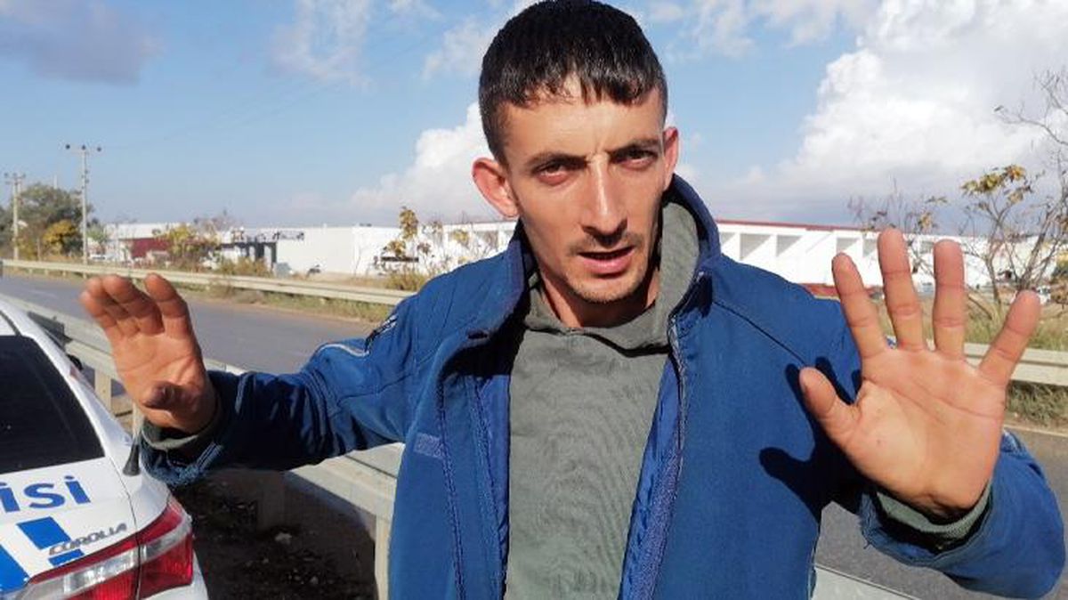 Ehliyetsiz araç sürerken yakalandı, sarf ettiği her söz polisleri şaşkına çevirdi