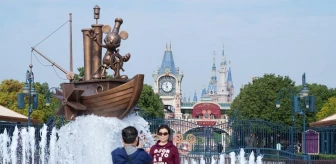 Shanghai Disneyland Cuma Günü Yeniden Açılıyor