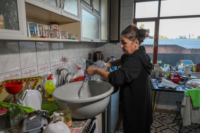 Ev sahibi, istediği kira artışını kabul etmeyen kiracısının suyunu kesti Ev sahibi, istediği kira artışını kabul etmeyen kiracısının suyunu kesti