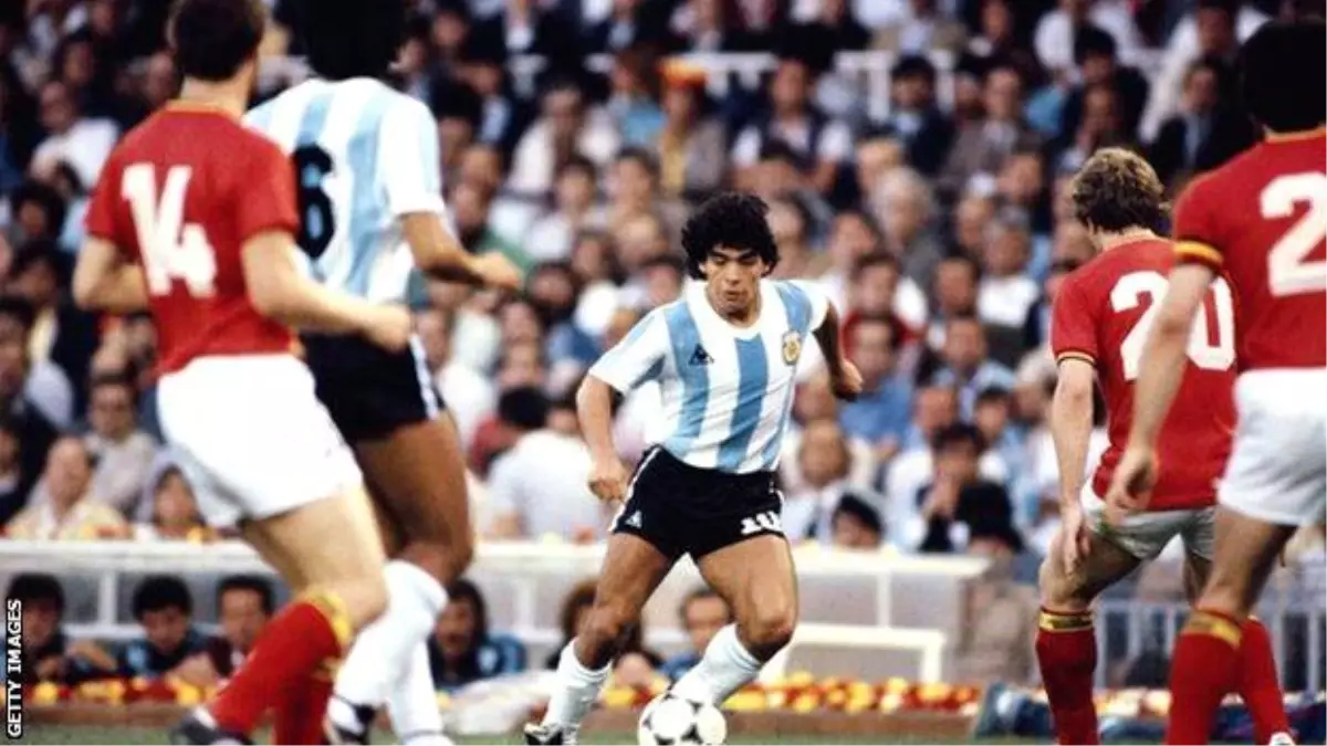 Diego Maradona: Arjantin'in sorunlu futbol dâhisi