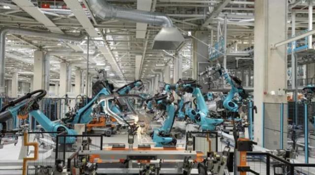 Togg Ceo'su Gürcan Karakaş: Fabrika faaliyete geçtiğinde 3 dakikada bir Togg üretilecek Togg Ceo'su Gürcan Karakaş: Fabrika faaliyete geçtiğinde 3 dakikada bir Togg üretilecek