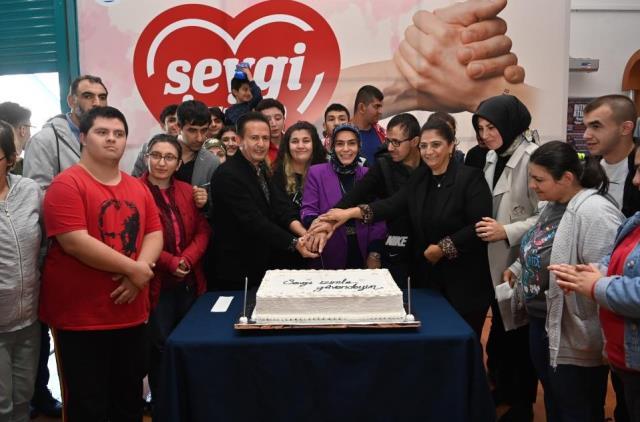 İstanbul'un bir ilçesinde özel çocuklara bu dövme yapılıyor! İsmi de yapılma nedeni de takdire şayan