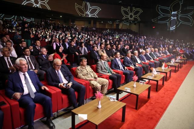 Haberler.com'a 'Muş Altın Lale Ödülleri'nde 'Yılın En İyi Haber Sitesi' ödülü