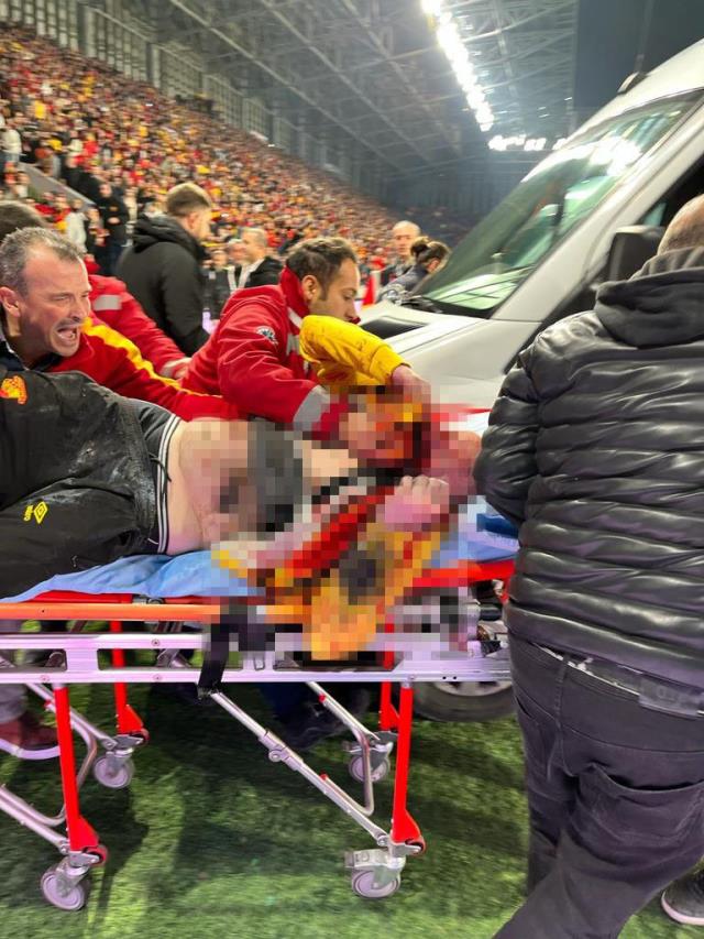 Kaleciye korner direğiyle saldırılan İzmir derbisinde olaylar nasıl başladı? İşte yaşananlar