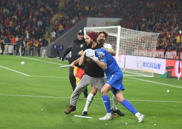 Göztepe-Altay maçında çıkan olaylarla ilgili soruşturma sürüyor