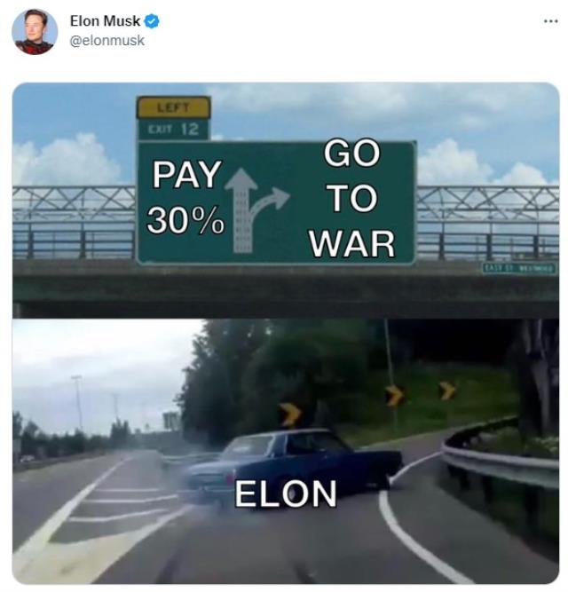 Peş peşe tweetlerle topa tuttu! Elon Musk, Apple'a savaş açtı