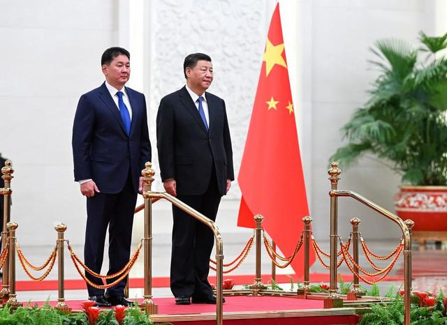 Xi, Moğolistan Cumhurbaşkanı ile Görüştü Xi, Moğolistan Cumhurbaşkanı ile Görüştü