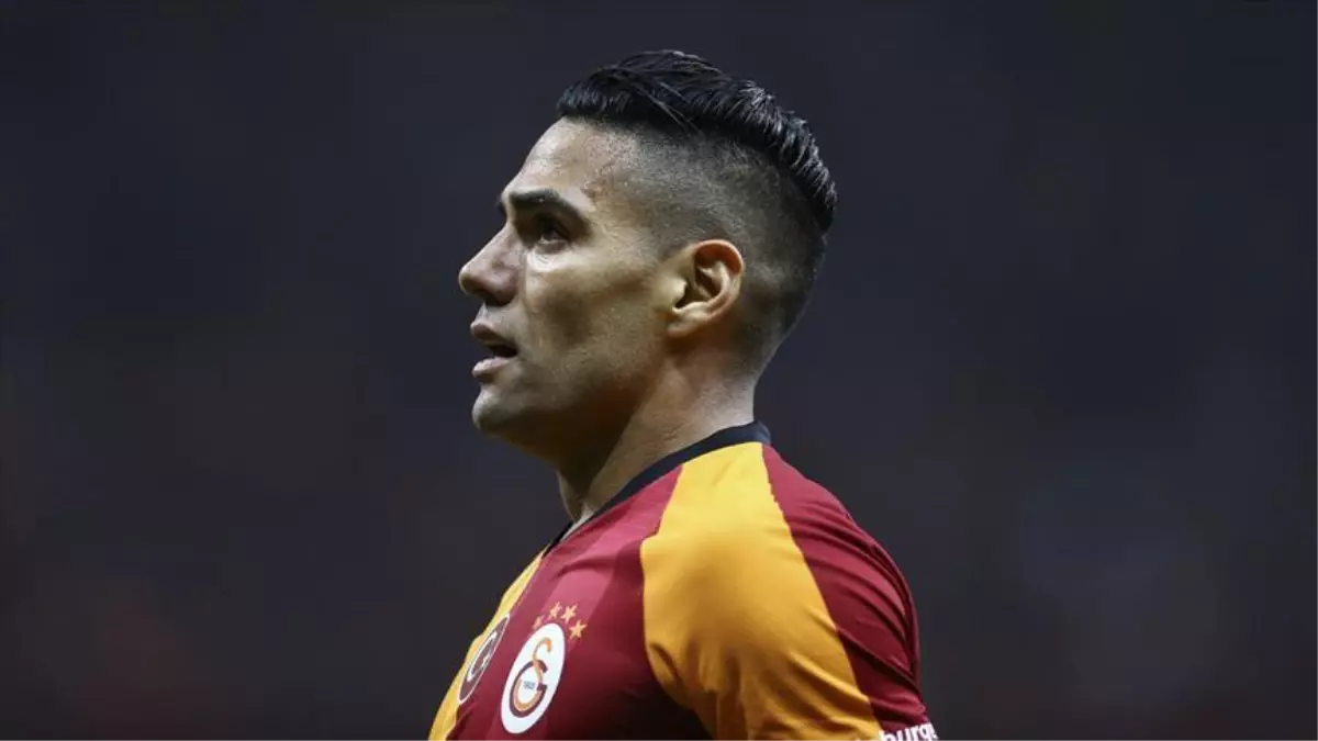 Falcao geldi mi? Falcao bugün Fenerbahçe maçında oynayacak mı? Fenerbahçe- Rayo Vallecano maçında Falcao var mı?