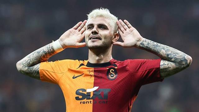 Galatasaray antrenmanından bir kötü haber daha! Takımın yıldızı idmanı yarıda bıraktı