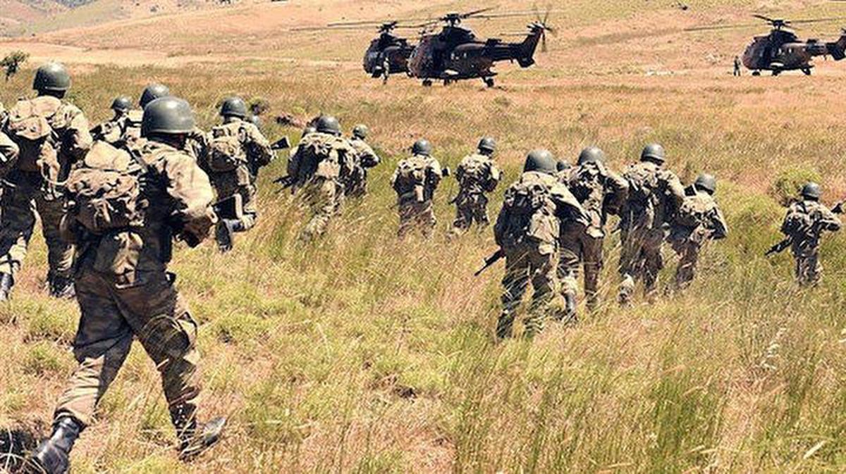 Son Dakika: MGK'dan kara harekatı mesajı: Bölgemizde hiçbir terör örgütüne müsaade edilmeyecek, bunun için gereken her adım atılacak