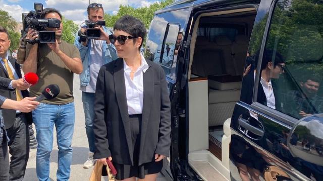 Farah Zeynep Abdullah hakkında 2 yıl 4 aya kadar hapis istemi Farah Zeynep Abdullah hakkında 2 yıl 4 aya kadar hapis istemi