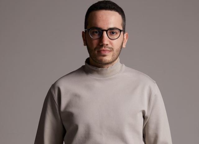 Yazar Arda Erel, Mabel Matiz'in ardından GQ ile yaşadığı olayı anlattı: LGBT hakları savunmamamı istediler Yazar Arda Erel, Mabel Matiz'in ardından GQ ile yaşadığı olayı anlattı: LGBT hakları savunmamamı istediler