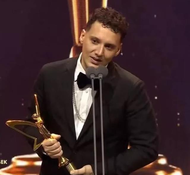 48. Altın Kelebek Ödülleri sahiplerini buldu! İşte kazananlar 48. Altın Kelebek Ödülleri sahiplerini buldu! İşte kazananlar