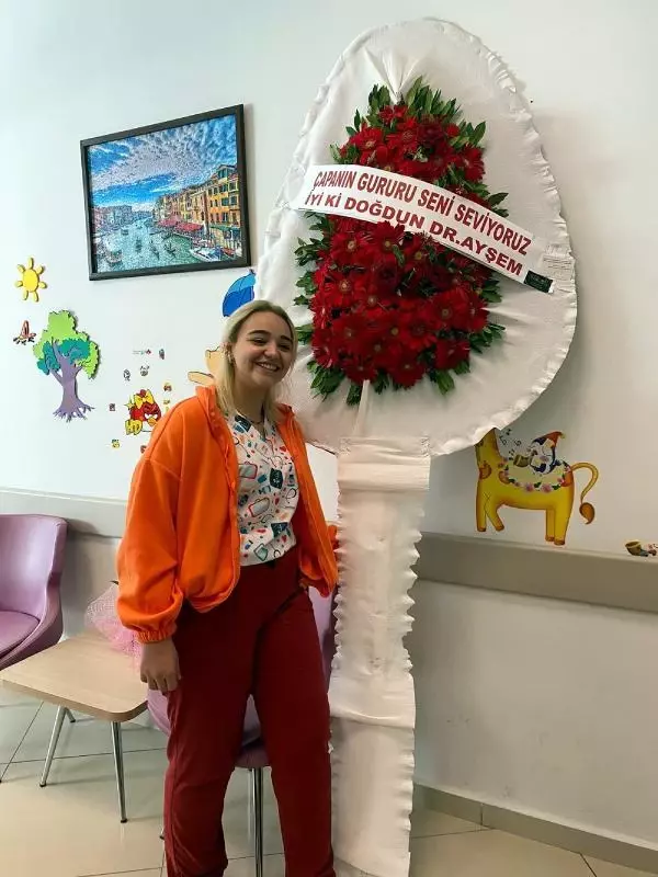 Ayşe Özkiraz, Cerrahpaşa'da da kendisini doktor olarak tanıtmış Ayşe Özkiraz, Cerrahpaşa'da da kendisini doktor olarak tanıtmış