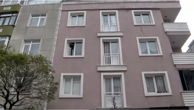 Çilingirle açılan evden para çalındı! Aile üyeleri asıl şoku hırsızın kimliğini öğrenince yaşadı Çilingirle açılan evden para çalındı! Aile üyeleri asıl şoku hırsızın kimliğini öğrenince yaşadı