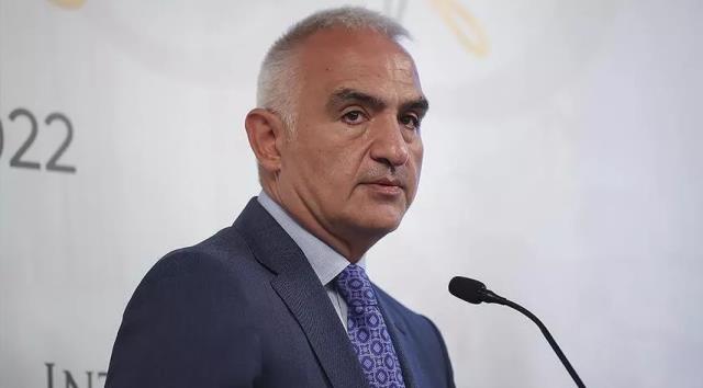 Bakan Ersoy'dan 6 yaşındaki kızın evlendirildiği iddiasıyla ilgili açıklama: Vakıflar Genel Müdürlüğü bir müfettiş görevlendirdi