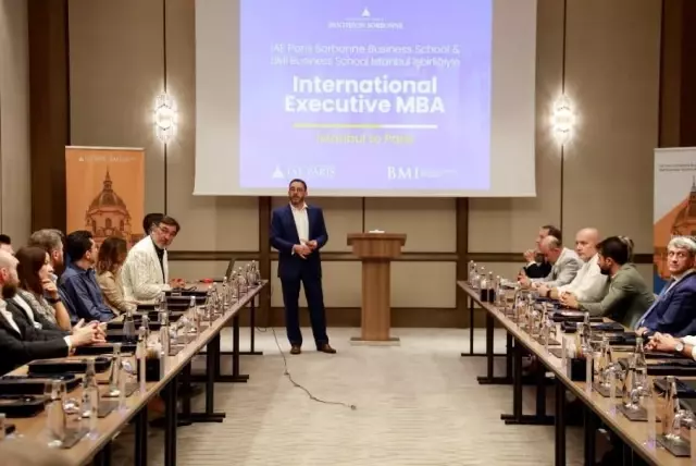 Paris Sorbonne Üniversitesi International Executive MBA Programı'nın İstanbul ve Paris'teki Eğitimleri, 30 Seçkin Yöneticinin Katılımı ile Başladı. Paris Sorbonne Üniversitesi International Executive MBA Programı'nın İstanbul ve Paris'teki Eğitimleri, 30 Seçkin Yöneticinin Katılımı ile Başladı.