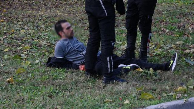 Annesini boğazına bıçak saplayıp öldürdü, 'Hatırlamıyorum' dedi