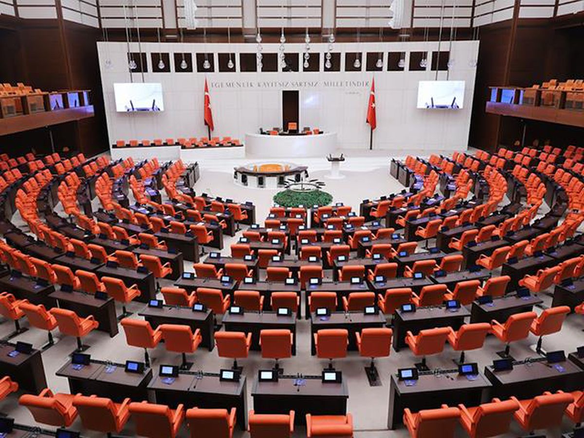 Meclis'te hangi partinin kaç milletvekili var? TBMM kaç milletvekili var?