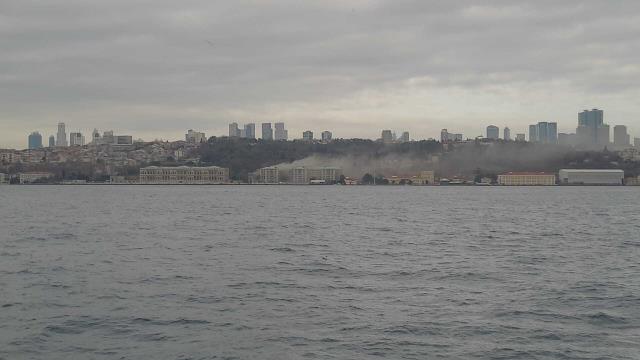 Son Dakika: İstanbul Beşiktaş'taki Çırağan Sarayı'nda yangın çıktı