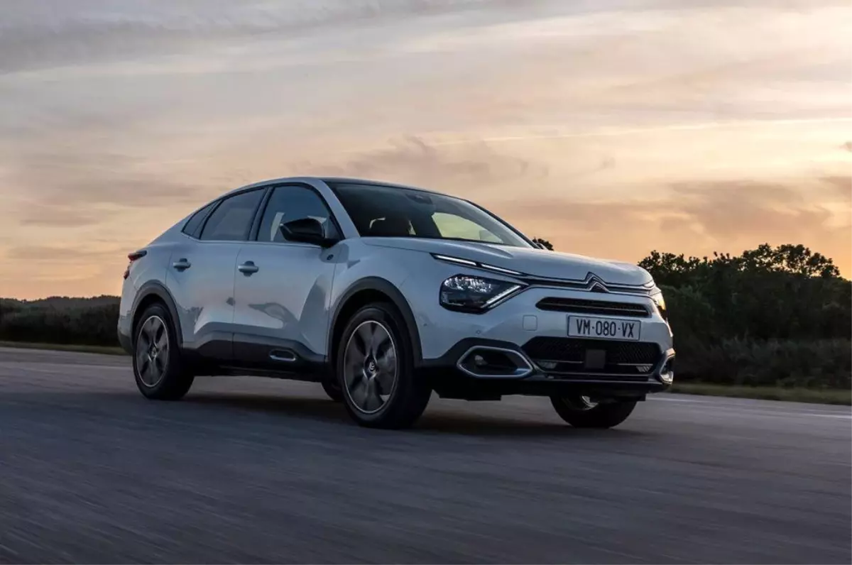 Citroen C4X Ocak'ta Türkiye'de!