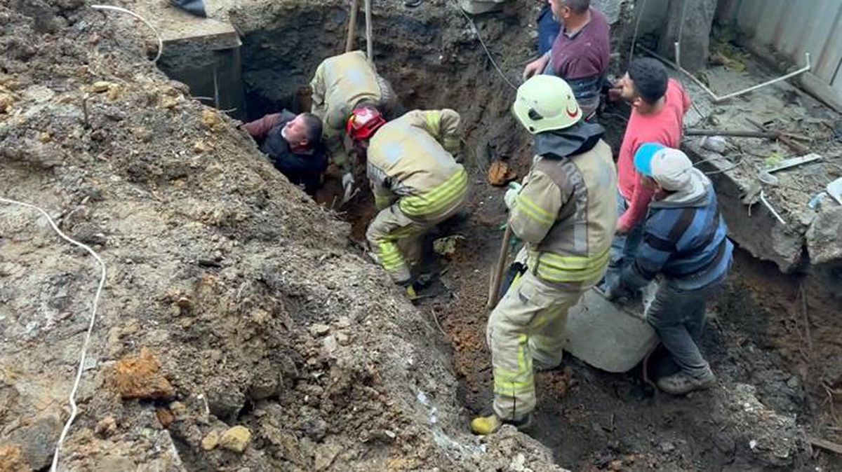 Sultanbeyli'de göçük altında kalan 61 yaşındaki işçi hayatını kaybetti