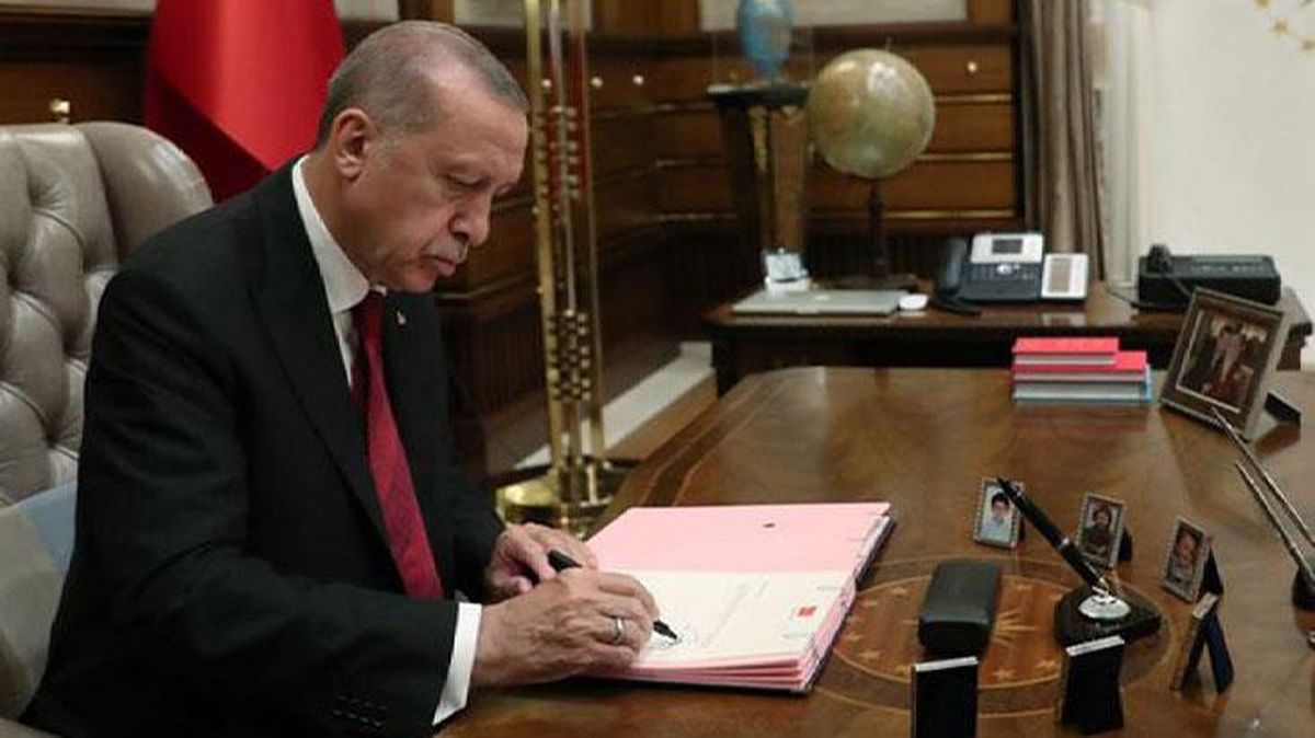 AK Partili isim masalarındaki son ankette Cumhurbaşkanı Erdoğan'ın oyunu söyledi! Verdiği rakam siyasette ses getirir