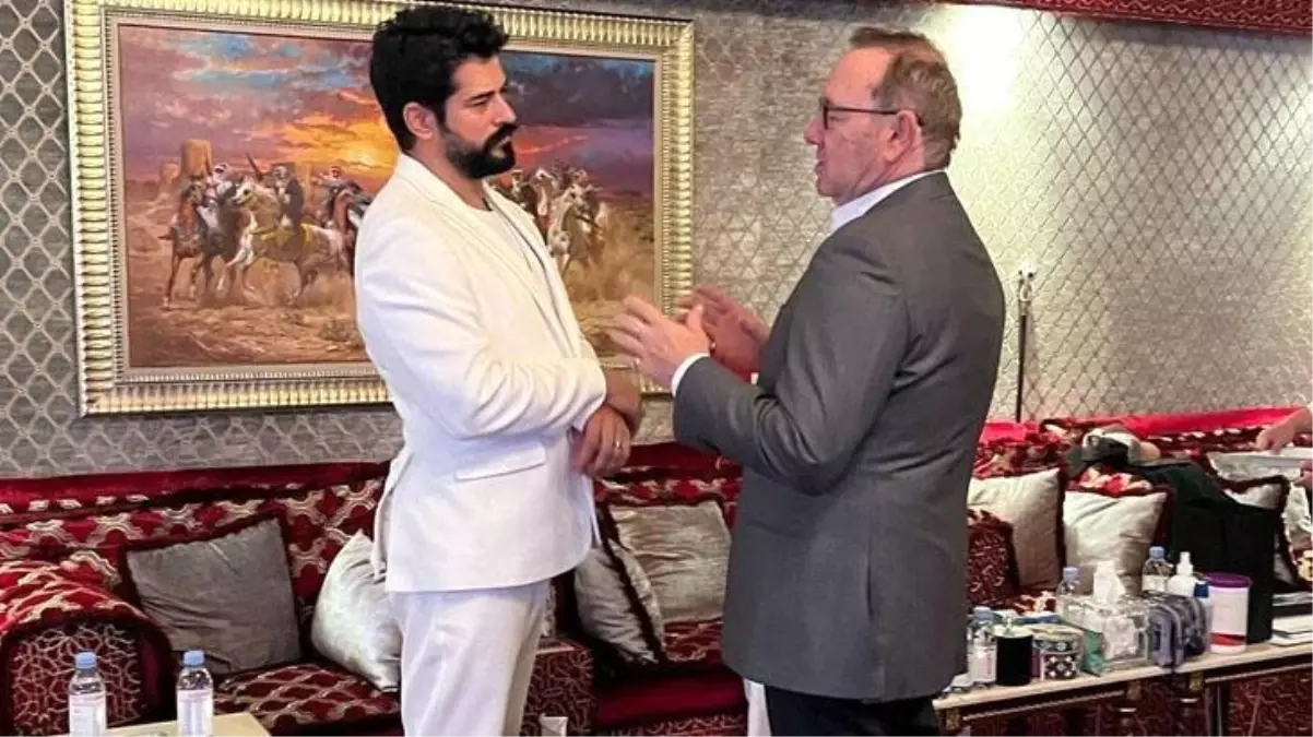 Kevin Spacey kim? Kevin Spacey hangi üniversitenin rektörü kimdir?