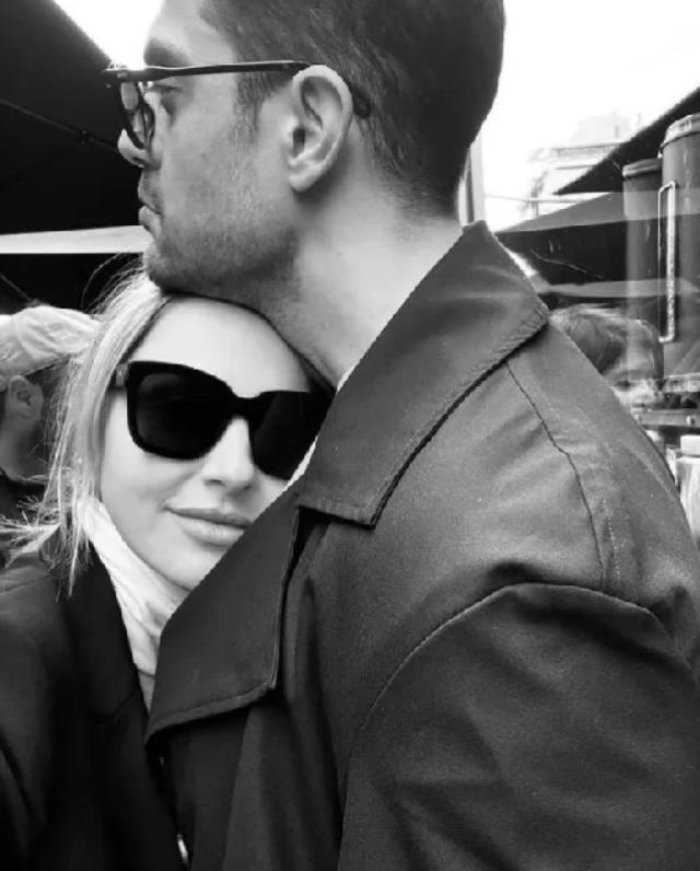 Hadise'yle boşanan Mehmet Dinçerler, hakkındaki sahte yüzük ve robot süpürge iddiasını yalanladı Hadise'yle boşanan Mehmet Dinçerler, hakkındaki sahte yüzük ve robot süpürge iddiasını yalanladı