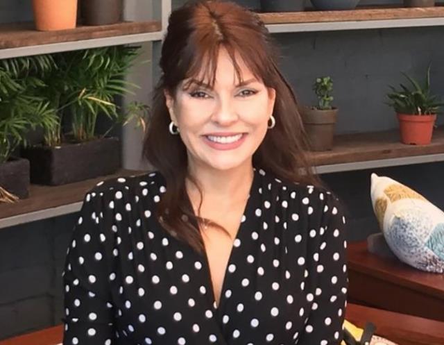 İmaj değiştiren Ebru Şahin, son haliyle Aydan Şener'e benzetildi İmaj değiştiren Ebru Şahin, son haliyle Aydan Şener'e benzetildi