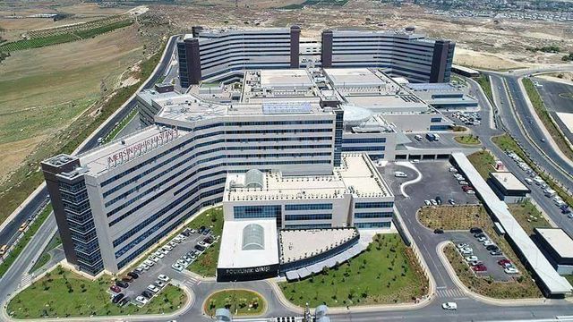 Bir sahte doktor haberi de Mersin'den! Her şeyi tek tek planladı ancak bir hatası başını yaktı Bir sahte doktor haberi de Mersin'den! Her şeyi tek tek planladı ancak bir hatası başını yaktı