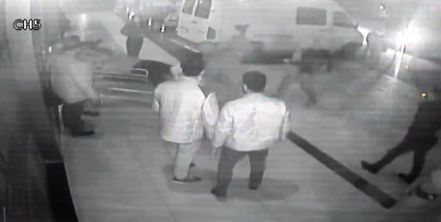 4 kere kalp krizi geçirdi, yataktan sonra uyandığındaki sözü herkesi güldürdü 4 kere kalp krizi geçirdi, yataktan sonra uyandığındaki sözü herkesi güldürdü