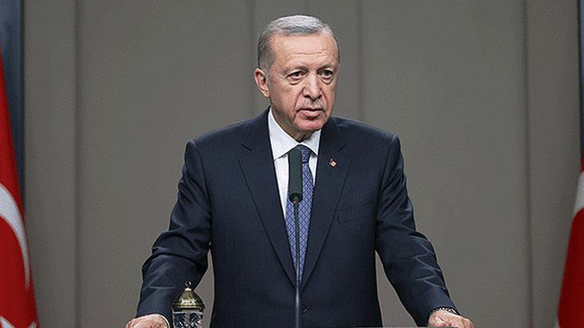 Seçmenden 'son kez' destek istemişti! Erdoğan siyaseti bırakma sinyali olarak yorumlanan sözlerine açıklık getirdi