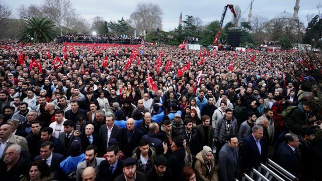 Son Dakika: 6'lı masa sahaya indi! İşte İmamoğlu ve liderlerin Saraçhane'de verdiği mesajlar
