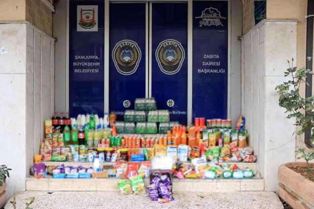 Zincir marketlerde çok sayıda tarihi geçmiş mal bulundu! Aralarındaki bir ürün pes dedirtti