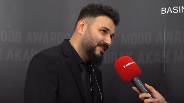 11. Mood Ödülleri gerçekleştirildi! Törene akın eden ünlüler tek tek ödüllerini aldı