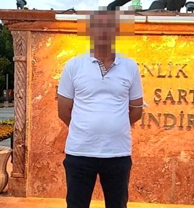 Erkek çocuğuna gönderilen cinsel organın fotoğrafını gören anne belediyeyi bastı