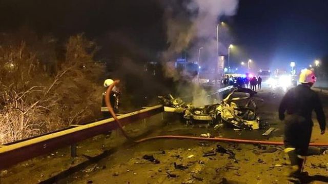 Diyarbakır'da polis aracına bombalı saldırı düzenleyen kişi 2004'te öldürülen teröristin kardeşi çıktı