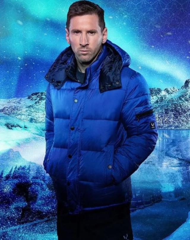 Mankenlik yapan Messi'nin pozu alay konusu oldu! Paylaşımlar gülmekten kırıp geçiriyor