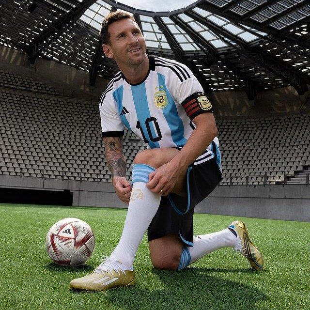 Dünya Kupası finali öncesi Messi ateşi yaktı! Paylaşımına dakikalar içinde binlerce etkileşim aldı Dünya Kupası finali öncesi Messi ateşi yaktı! Paylaşımına dakikalar içinde binlerce etkileşim aldı