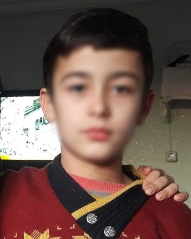 Hayvan otlatmaya gittiği arazide kanlar içinde bulunmuştu! Küçük Emir'i başından vuranlar akrabası çıktı