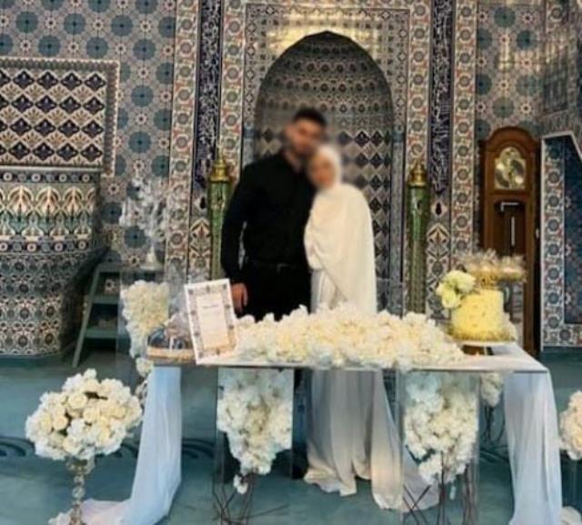 Yer: Türkiye! Genç çiftin camide nikah kıyıp pasta kestiği görüntüler infial yarattı