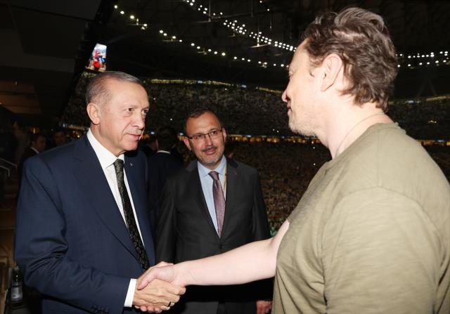 Dünya Kupası final maçında dikkat çeken görüşme! Cumhurbaşkanı Erdoğan Musk ile bir araya geldi