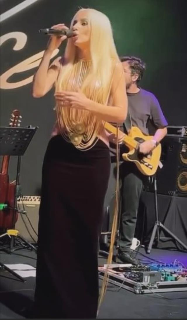 4 ay önce cezaevinden tahliye olan Gülşen, haftalar sonra ilk kez sahneye çıktı